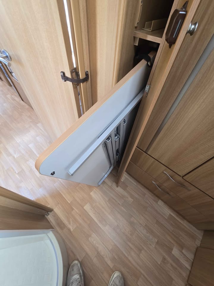 2010 Coachman vip 520/4 - Image 20