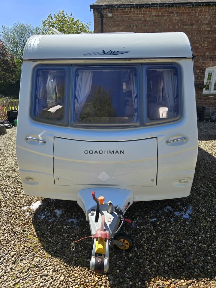 2010 Coachman vip 520/4 - Image 4