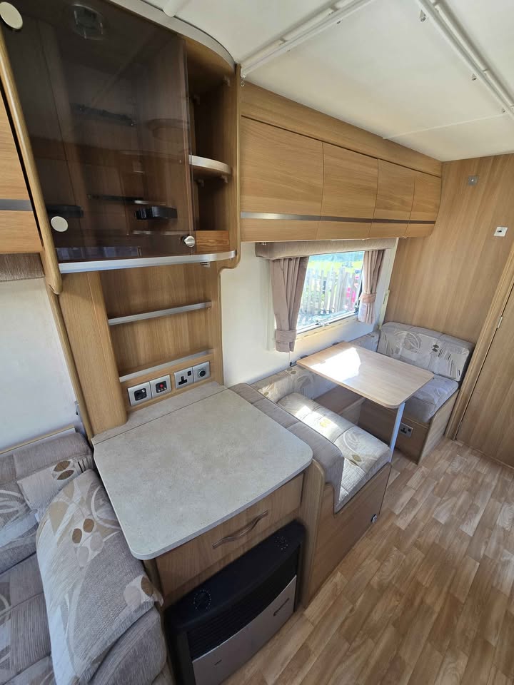 2010 Coachman vip 520/4 - Image 12