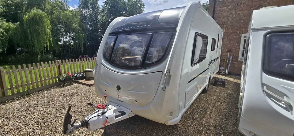 2013 Bessacarr cameo 525sl - Image 2