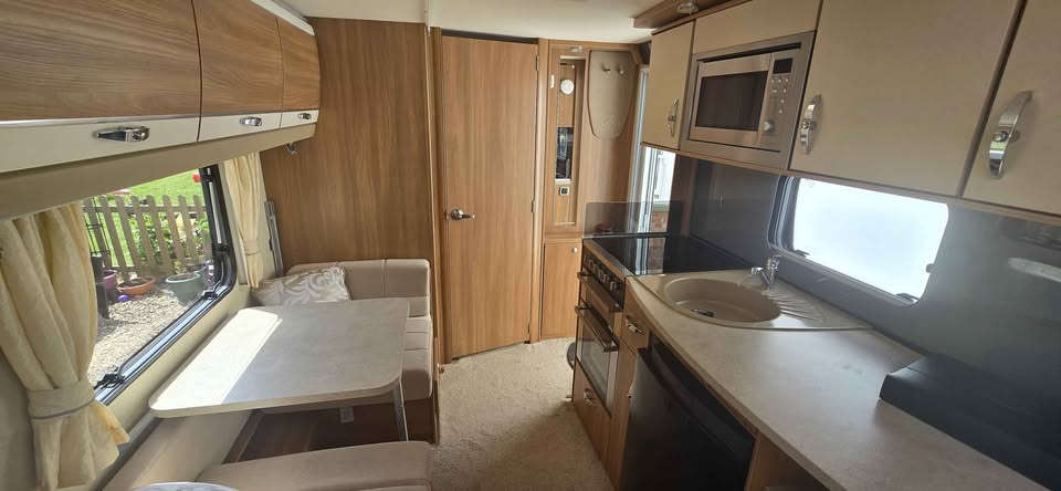 2013 Bessacarr cameo 525sl - Image 10